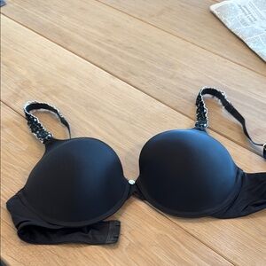Natori Black T - shirt Bra with Molded Cups